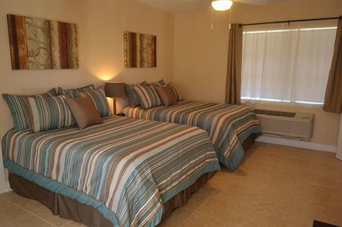Schooner Hotel St. Pete Beach Rom bilde