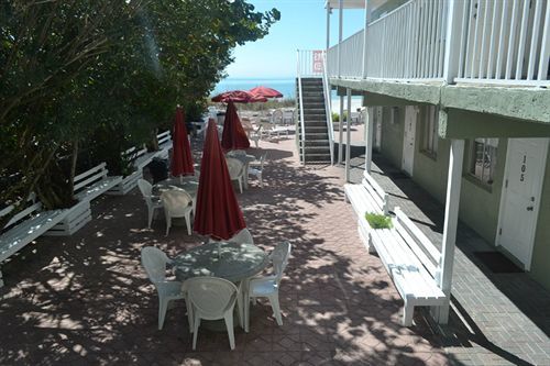 Schooner Hotel St. Pete Beach Eksteriør bilde