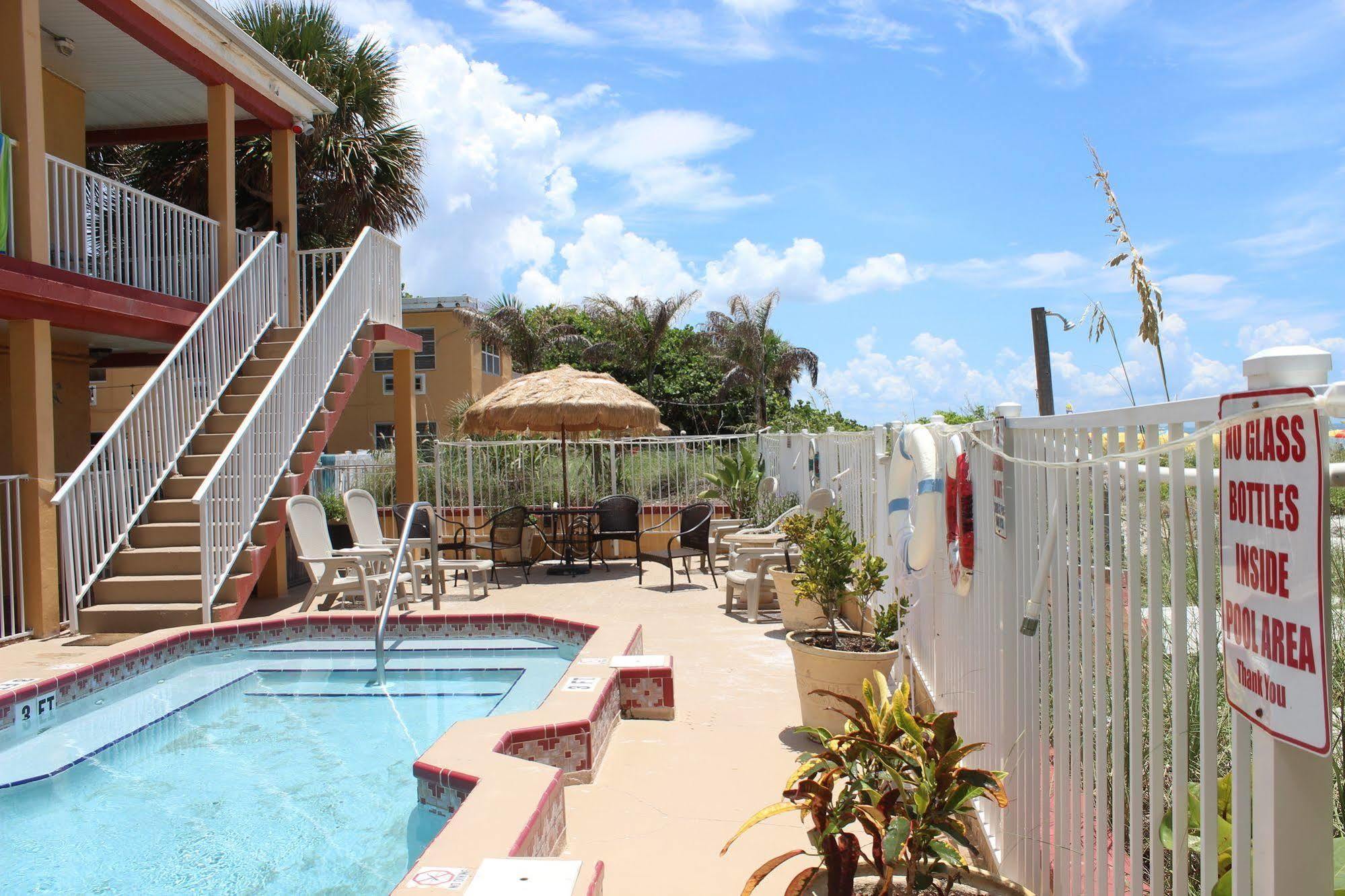 Schooner Hotel St. Pete Beach Eksteriør bilde
