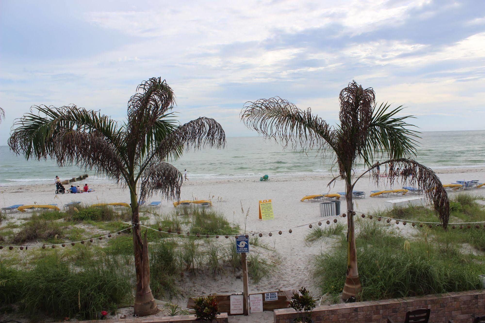 Schooner Hotel St. Pete Beach Eksteriør bilde